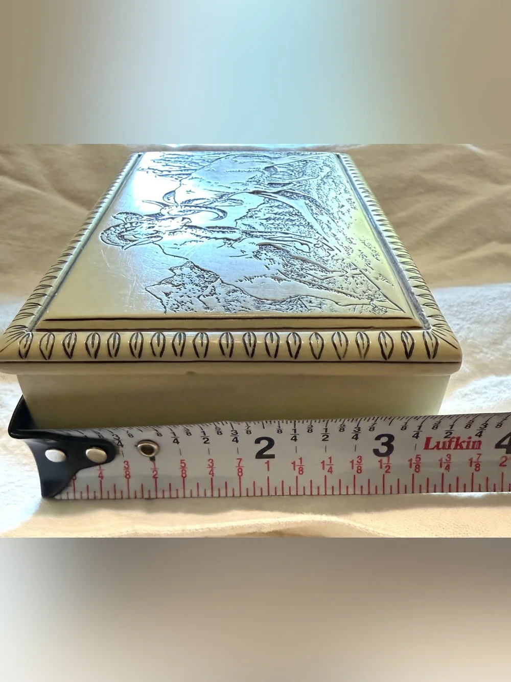 Vintage Canadian Made Bighorn Sheep Trinket Box – Clashing Rams Wildlife Art